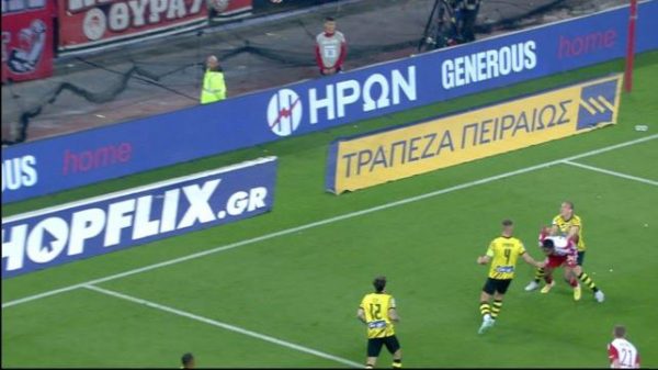 Ο Μάσα δεν έδωσε το πέναλτι σε σπρώξιμο του Βίντα στον Μπακαμπού