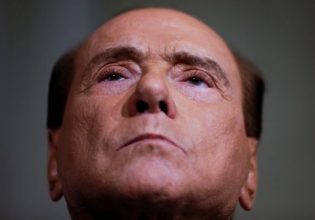 Συνεχίζει να νοσηλεύεται ο Σίλβιο Μπερλουσκόνι