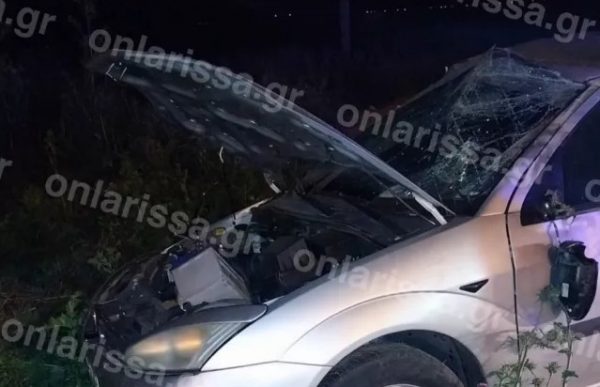 Τροχαίο στη Λάρισα: Στο νοσοκομείο μία έγκυος γυναίκα και ένα αγοράκι δύο ετών