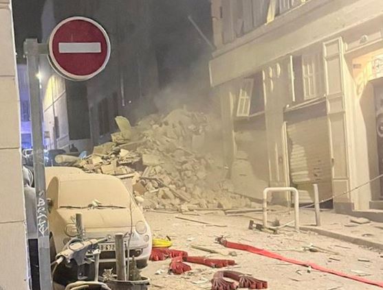 Έως και δέκα άνθρωποι κάτω από τα συντρίμμια μετά την κατάρρευση δύο κτιρίων στη Μασσαλία