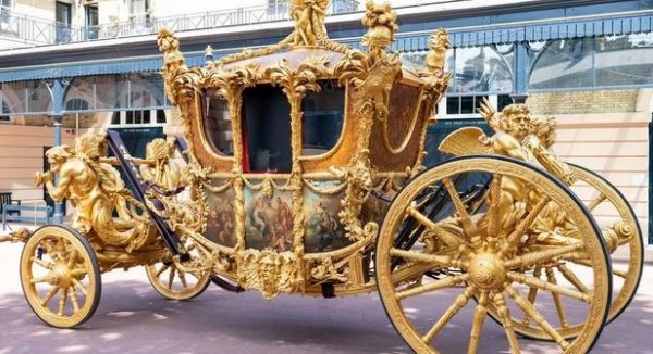 Βασιλιάς Κάρολος: Νέες λεπτομέρειες για την τελετή στέψης του