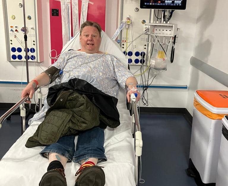 BBC: Δημοσιογράφος υπέστη καρδιακό στον αέρα ραδιοφωνικής εκπομπής