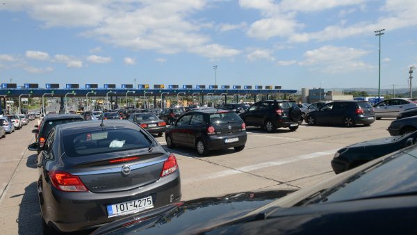 Στις εθνικές οδούς χωρίς σέρβις τα αυτοκίνητα για το Πάσχα – Τι πρέπει να κάνετε πριν το ταξίδι