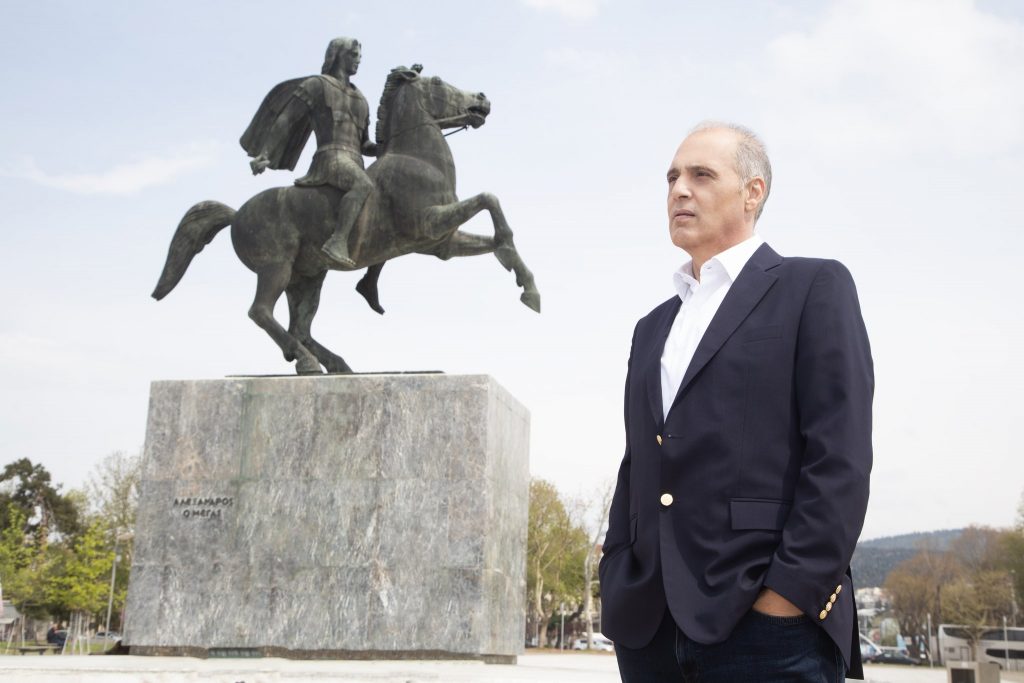 «Ή θα τους φας ή θα σε φάνε» – Η ανάρτηση Βελόπουλου που «κατέβηκε» σε λίγα λεπτά