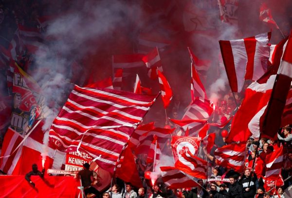 Η Φορτούνα Ντίσελντορφ προσφέρει δωρεάν είσοδο στα εντός έδρας παιχνίδια της