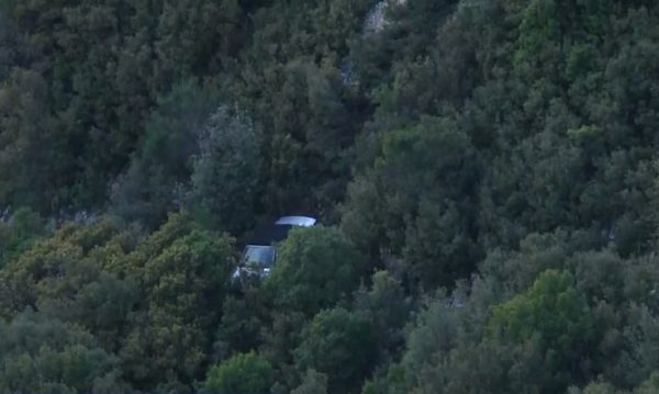 Πρέβεζα: «Ήταν ατύχημα» – Τι λένε συγγενείς του 41χρονου που έριξε την οικογένειά του με το αμάξι σε γκρεμό