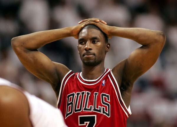 Σοκ στο NBA: Συνελήφθη με όπλο και μαχαίρι σε κατάστημα