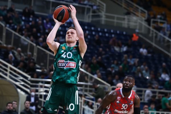 Παναθηναϊκός: Μέσα ο Γκριγκόνις με Παρτιζάν, εκτός ο Μαντζούκας