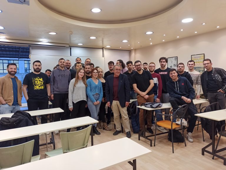 Γιάννης Μουζάλας: «Δείξτε μου έναν φράχτη 50 μέτρα και θα σας δείξω μια σκάλα 51 μέτρων»