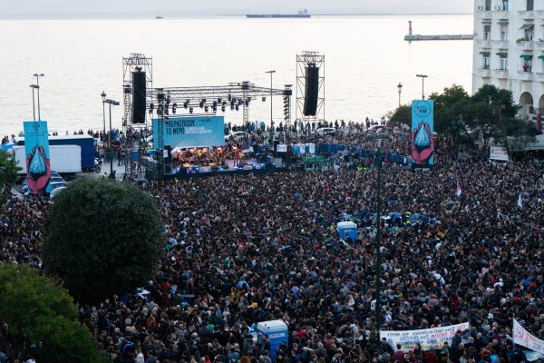 Πόλεμος ΝΔ – ΣΥΡΙΖΑ για το νερό: Δεν ιδιωτικοποιείται λέει η κυβέρνηση – Λέτε ψέματα απαντά ο ΣΥΡΙΖΑ