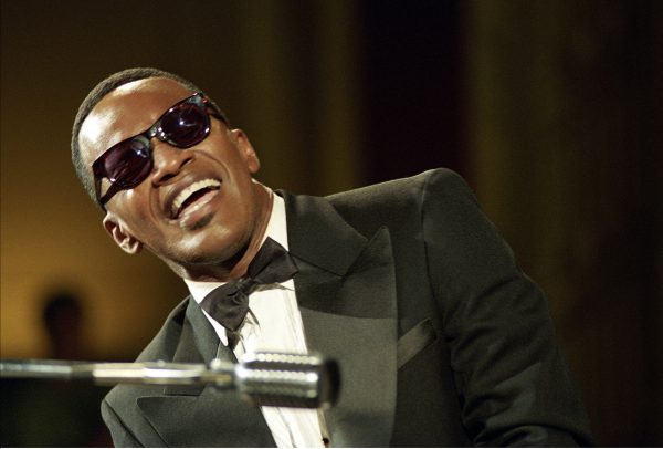 Αγωνία για τον Τζέιμι Φοξ – Μεταφέρθηκε εσπευσμένα στο νοσοκομείο