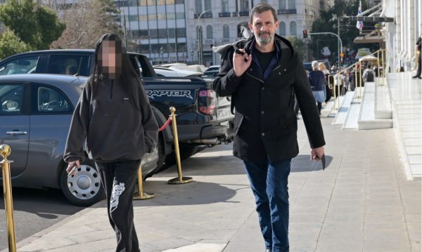 Ο Λεωνίδας Κακούρης με την κόρη του | @ AGGELOS ANT LIGKAS