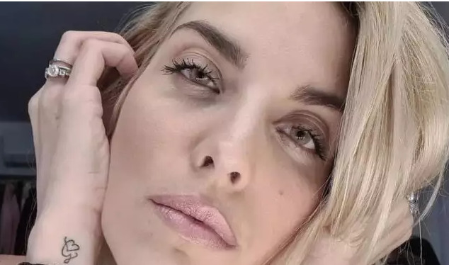 Μαντώ Γαστεράτου: «Με την κόρη μου, την Κυβέλη, έχουμε ένα ιδιαίτερο δέσιμο»