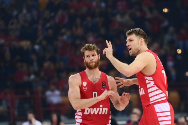 Τον βολεύει να διαλέξει αντίπαλο