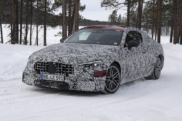 Mercedes AMG CLE 63: Νέο δυναμικό υβρίδιο