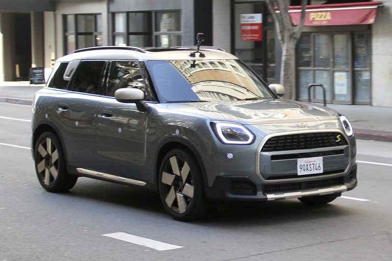 MINI Countryman: Η γυμνή αλήθεια