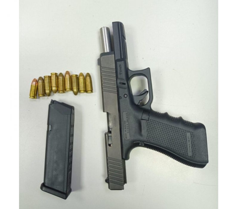 Ίλιον: Συνελήφθη γνωστός τράπερ για δεύτερη φορά με όπλο