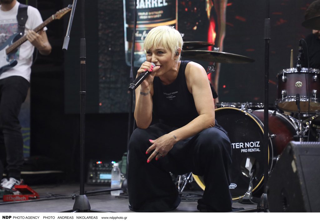 Απογοητευμένη η Πηνελόπη Αναστασοπούλου: «Με έβλεπαν και άλλαζαν δρόμο, τώρα μου σφίγγουν το χέρι»