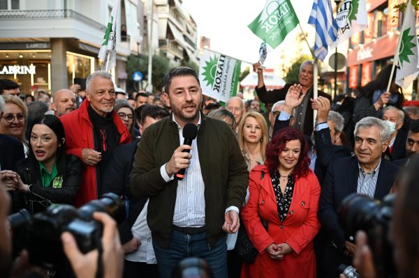 Ανδρουλάκης: «Για το ΠΑΣΟΚ το σημαντικότερο εθνικό ζήτημα είναι το δημογραφικό»