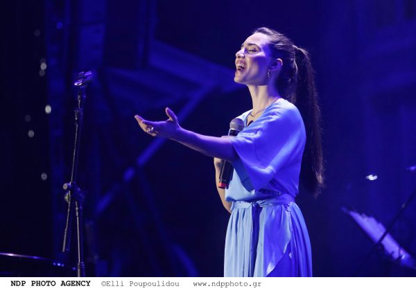 Σοφία Μανουσάκη: «Παλέψαμε με την οικογένειά μου και για ένα πιάτο φαγητό»