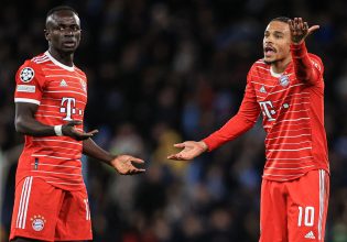 Η Μπάγερν σκέφτεται ακόμα και να διώξει τον Μανέ στο τέλος της σεζόν μετά την επίθεσή του στον Σανέ