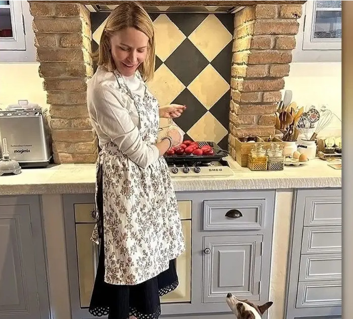 Τζένη Μπαλατσινού: Με τον λατρεμένο πατέρα της στην Πάτμο