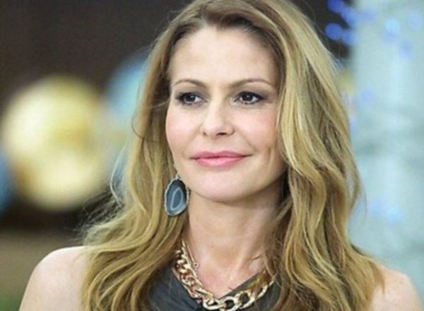 Τζένη Μπαλατσινού: Πασχαλινή απόδραση στην αγαπημένη της Πάτμο