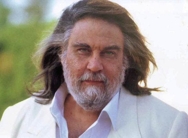Βόλος: «Vangelis» το νέο όνομα του Δημοτικού Θεάτρου