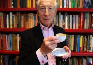 Murray Melvin: Ο γνωστός ηθοποιός έχασε τη ζωή του σε ηλικία 90 χρόνων