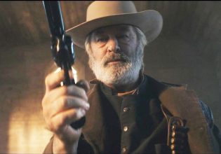 Άλεκ Μπάλντουιν: Επέστρεψε στα γυρίσματα του «Rust» μετά την απόσυρση των κατηγοριών