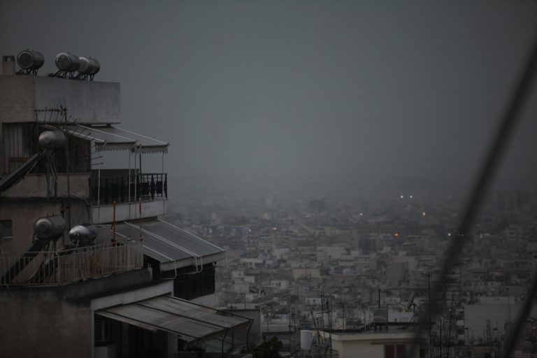 Καιρός: Νέα επιδείνωση τις επόμενες ώρες – Καταιγίδες και στην Αττική
