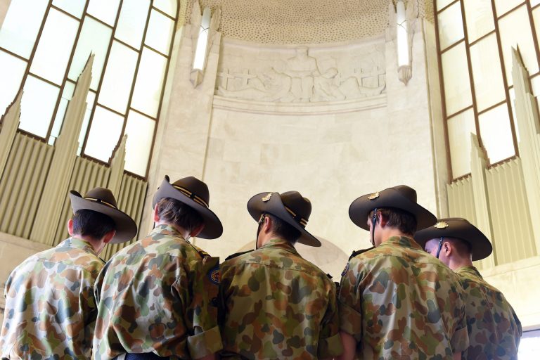 Το Σίδνεϋ εξοπλίζεται μέχρι τα δόντια: Στο πλευρό των ΗΠΑ σε περίπτωση πολέμου με τη Κίνα