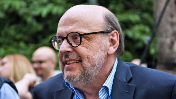 (Και) ένας Αντώναρος ανάμεσά τους 