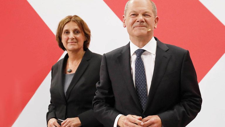 Παραιτείται η υπουργός Παιδείας του Βρανδεμβούργου