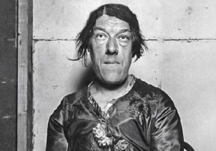 Μια σπουδαία μητέρα που έμεινε στην ιστορία ως η «πιο άσχημη γυναίκα του κόσμου»