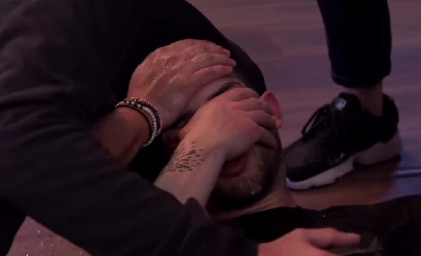 MasterChef: Σοκαριστικό ατύχημα για τον Γρηγόρη – Έχασε τις αισθήσεις του κατά τη διάρκεια της δοκιμασίας