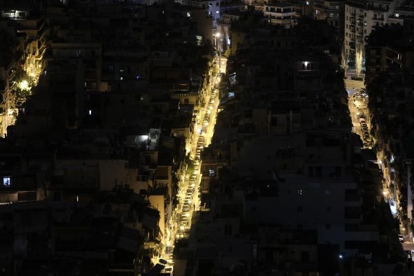 Διακοπές ρεύματος: Πώς θα αποζημιώνει τους καταναλωτές ο ΔΕΔΔΗΕ