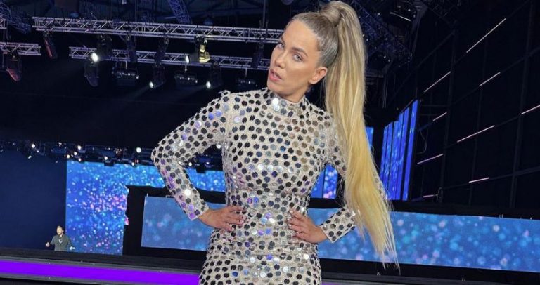 Η Κατερίνα Στικούδη με υπέροχο, ολόσωμο λευκό μαγιό – 11.600 likes στο Instagram