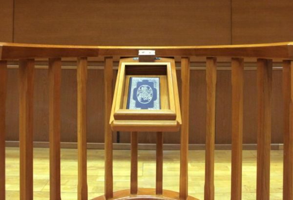 Κατηγορούνται ότι εξέδιδαν 17χρονη στο Φαληράκι – Δικάζονται σήμερα μετά από 8 χρόνια