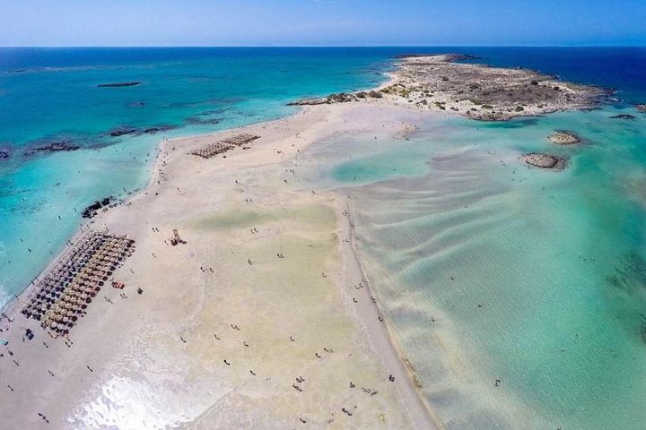 Μπλόκο στην πιο όμορφη παραλία της Ελλάδας - Τέλος τα αυτοκίνητα