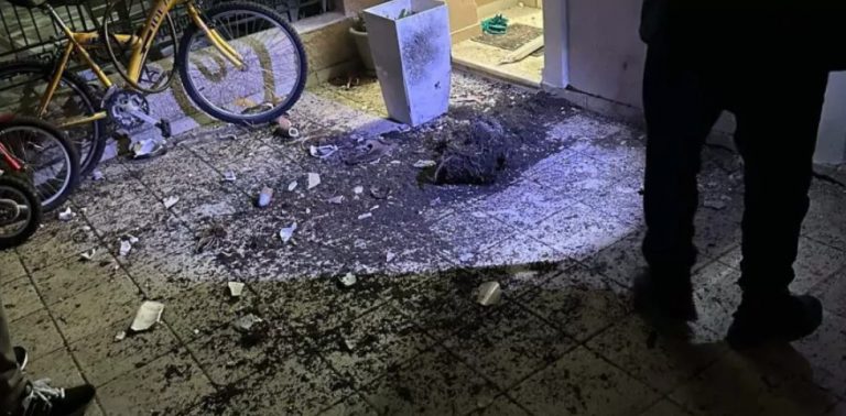 Εμπρηστική επίθεση σε σπίτι γνωστού επιχειρηματία της Πάτρας