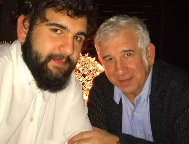 Πέτρος Φιλιππίδης: Στο νοσοκομείο ο γιος του, Δημήτρης