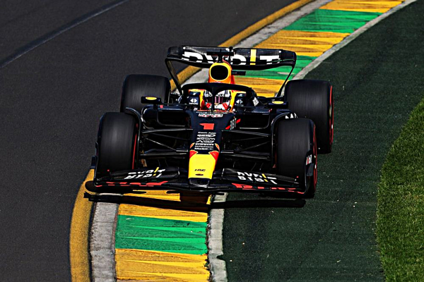 Formula 1: Θρίλερ στην Μελβούρνη και θρίαμβος Φερστάπεν εν μέσω τριών διακοπών