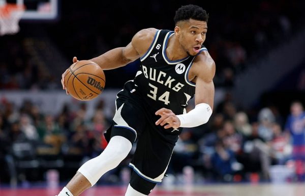 Μπακς: Επιστρέφει για το Game 4 ο Αντετοκούνμπο (pic)