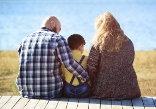 Γονικές άδειες: Τι προβλέπει η νέα υπουργική εγκύκλιος για τους δικαιούχους