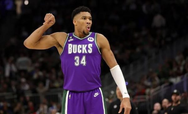 Δήλωση – σοκ από τον Γιάννη: «Σκέφτηκα να σταματήσω το μπάσκετ»