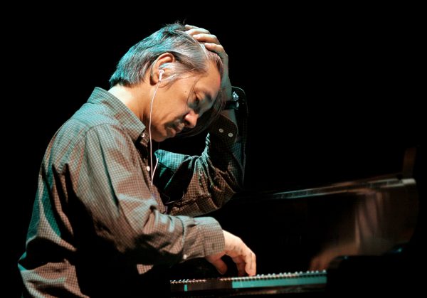 Πέθανε ο «μάγος» των συνθεσάιζερ και βραβευμένος με Όσκαρ συνθέτης Ριουίτσι Σακαμότο