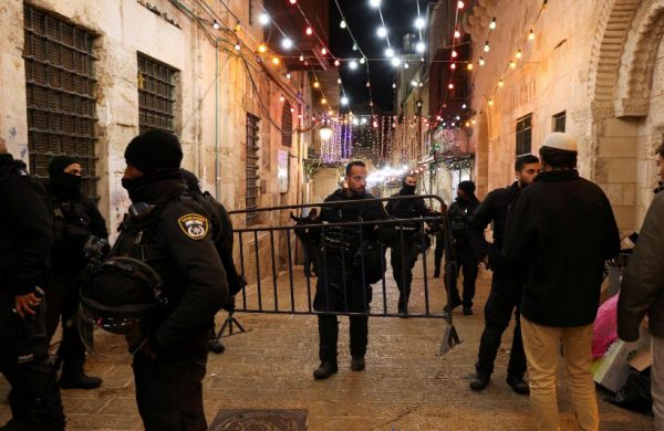 Ισραήλ: Η αστυνομία ανακοίνωσε ότι σκότωσε «τρομοκράτη» στην Πλατεία των Τεμενών