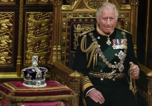 Βασιλιάς Κάρολος: Αντίστροφη μέτρηση για τη στέψη του