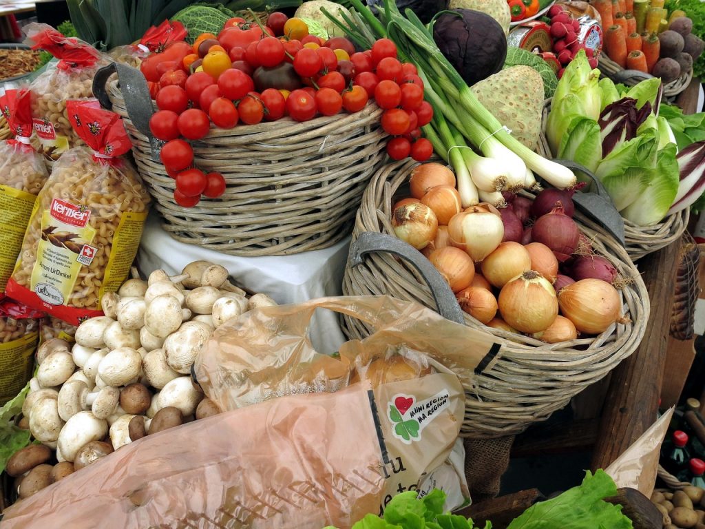Φρούτα και λαχανικά: Σε ανοδική τροχιά και οι εισαγωγές